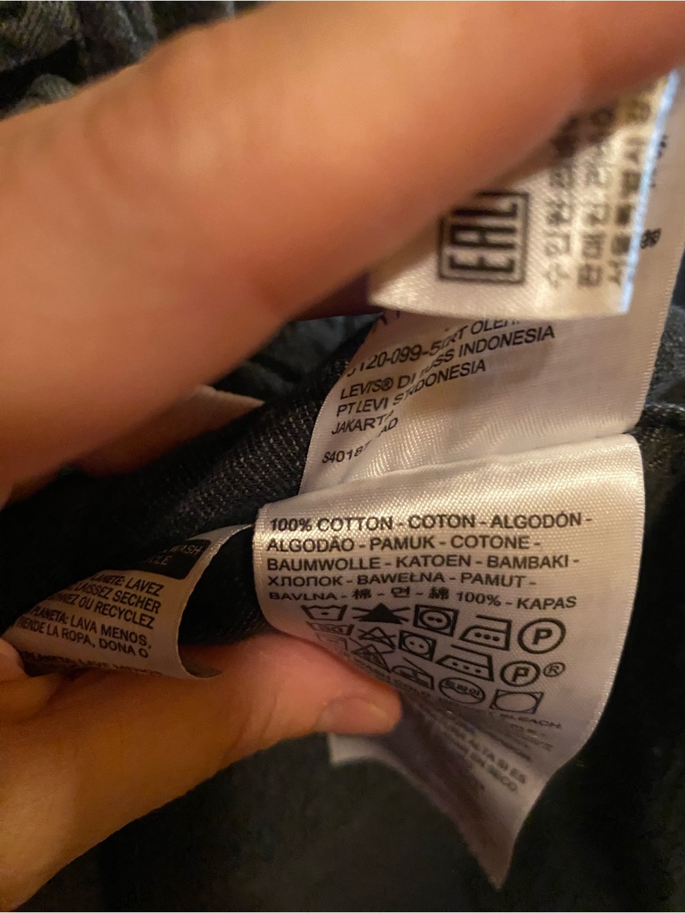 Levi's Black Wash Denim Button-Down Shirt - Picture 6 of 6